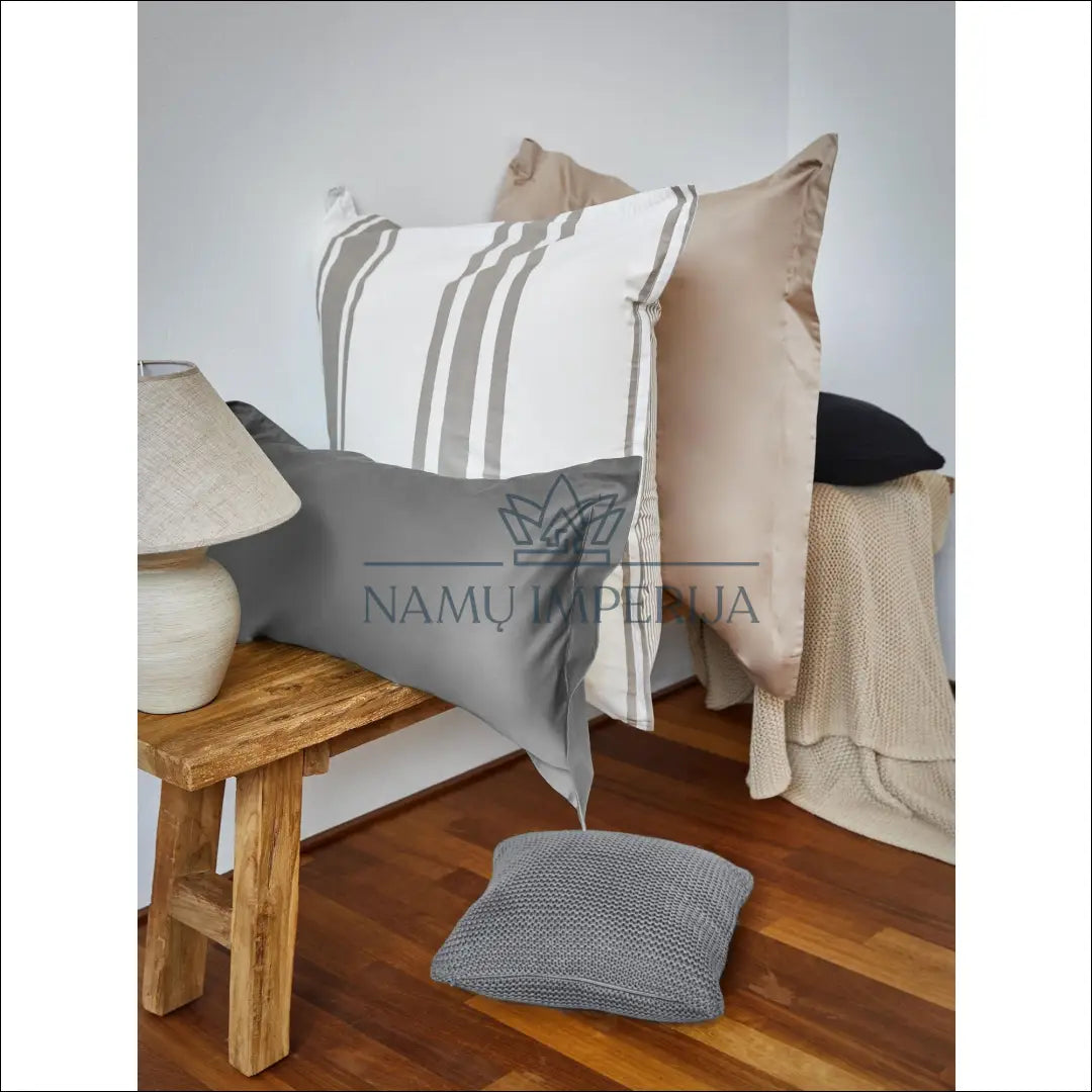 Dekoratyvinė megzta pagalvėlė DI4296 - €12 Save 60% __label:Pristatymas 1-2 d.d., color-pilka, interjeras,