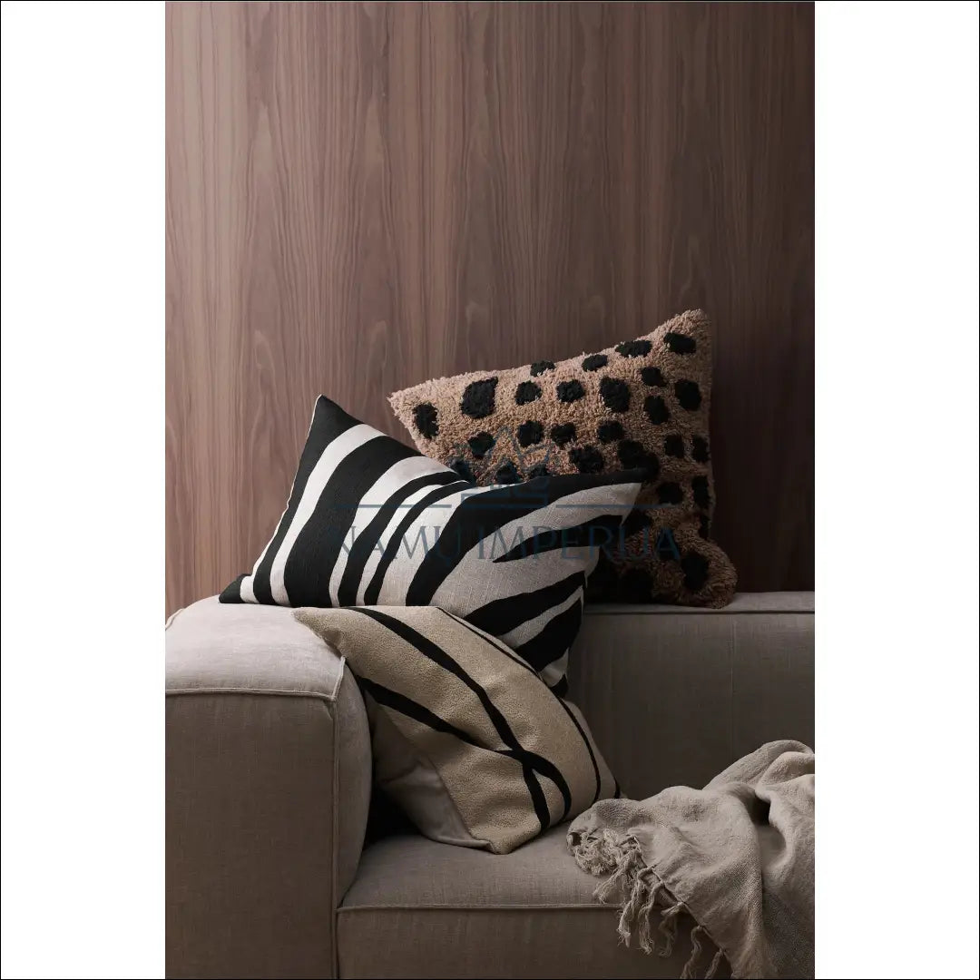 Dekoratyvinė pagalvėlė DI5973 - €20 Save 50% __label:Pristatymas 1-2 d.d., color-juoda, color-ruda, interjeras,